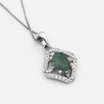 گردنبند زمرد الماس تراش نقره زنانه طرح محیصا - Image 2