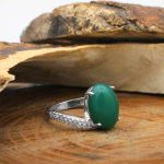 انگشتر عقیق سبز نقره زنانه طرح نوا - Image 3