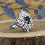 انگشتر زمرد الماس تراش نقره زنانه طرح انسیه - Image 3