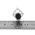 انگشتر یاقوت کبود الماس تراش نقره زنانه طرح لیزا - Image 4