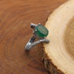 انگشتر عقیق سبز نقره زنانه طرح فائزه + حرز امام جواد (ع) + آیت الکرسی - Image 3