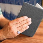 انگشتر عقیق کبود یمنی نقره دست ساز طرح نینوا + حرز امام جواد (ع) - Image 4