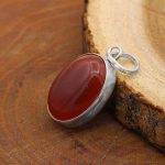 گردنبند عقیق سرخ نقره زنانه و مردانه طرح مهزیار + حرز امام جواد (ع) + تربت امام حسین (ع) - Image 2