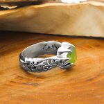 انگشتر زبرجد الماس تراش نقره مردانه دست ساز طرح مهدیار - Image 2