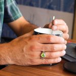 انگشتر زبرجد الماس تراش نقره مردانه دست ساز طرح سینا - Image 3