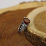 انگشتر عقیق سرخ نقره زنانه طرح پرستو + حرز امام جواد (ع) + آیت الکرسی - Image 2