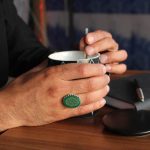 انگشتر عقیق سبز نقره مردانه طرح ستار بزرگ + حرز امام جواد (ع) + آیت الکرسی - Image 4