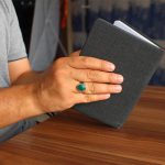 انگشتر عقیق سبز نقره دست ساز مردانه طرح ملک + حرز امام جواد (ع) - Image 3