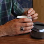 انگشتر عقیق سرخ نقره مردانه طرح یزد - Image 3