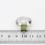 انگشتر زبرجد الماس تراش نقره مردانه دست ساز طرح قلم زنی نیستان - Image 5