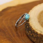 انگشتر فیروزه نیشابوری نقره زنانه طرح ریحانه - Image 2