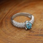 انگشتر فیروزه نیشابوری نقره زنانه طرح فرنگیس - Image 2