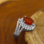 انگشتر عقیق سرخ یمنی نقره زنانه طرح ملانی - Image 2