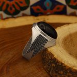 انگشتر عقیق مشکی نقره مردانه دست ساز طرح یوسف + حرز امام جواد (ع) - Image 3