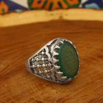 انگشتر عقیق سبز نقره مردانه طرح یوحنا + حرز امام جواد (ع) + آیت الکرسی - Image 2