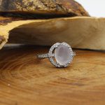 انگشتر عقیق کبود یمنی نقره زنانه طرح پوپک - Image 3