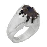 انگشتر یاقوت کبود الماس تراش نقره مردانه دست ساز طرح نوذر