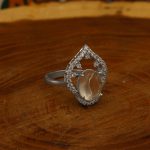 انگشتر در نجف نقره زنانه طرح زنبق - Image 2