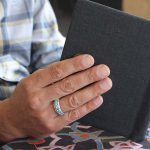 انگشتر فیروزه نیشابوری نقره مردانه دست ساز طرح شاهانه - Image 4