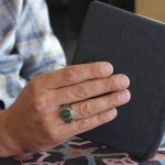 انگشتر عقیق سبز نقره مردانه طرح یا علی مدد + حرز امام جواد (ع) + آیت الکرسی - Image 4