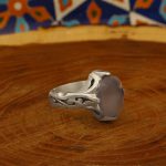 انگشتر عقیق کبود یمنی نقره مردانه دست ساز طرح سامان - Image 3