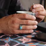 انگشتر فیروزه نیشابوری نقره مردانه دست ساز طرح لواء - Image 3