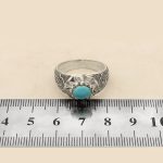 انگشتر فیروزه نیشابوری نقره مردانه دست ساز طرح قلم زنی درود - Image 5