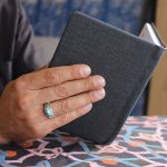 انگشتر فیروزه نیشابوری نقره مردانه دست ساز طرح صداقت - Image 4