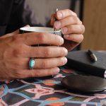 انگشتر فیروزه نیشابوری نقره مردانه دست ساز طرح شاپور - Image 4