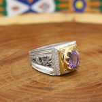 انگشتر آمیتیست نقره مردانه دست ساز طرح قلم زنی مزدک - Image 3