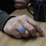انگشتر عقیق کبود یمنی نقره مردانه طرح فرهاد - Image 4