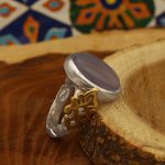 انگشتر عقیق کبود یمنی نقره مردانه طرح مخیم - Image 2