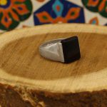 انگشتر عقیق مشکی نقره مردانه طرح صائب - Image 3