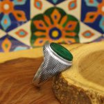 انگشتر عقیق سبز نقره دست ساز مردانه طرح قطیف + حرز امام جواد (ع) - Image 3