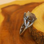 انگشتر عقیق باباقوری نقره زنانه طرح گلپری - Image 3