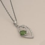 گردنبند زمرد الماس تراش نقره زنانه طرح ژاکلین - Image 2