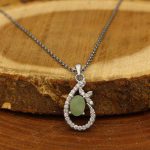 گردنبند زمرد الماس تراش نقره زنانه طرح گرتل - Image 3