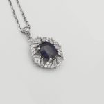 گردنبند یاقوت کبود الماس تراش نقره زنانه طرح آتیه - Image 3