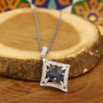 گردنبند یاقوت کبود الماس تراش نقره زنانه طرح سراب - Image 3