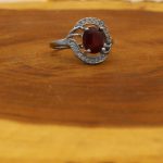 انگشتر گارنت نقره زنانه طرح نوبهار - Image 2