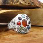 انگشتر چند سنگ نقره زنانه و مردانه دست ساز طرح شاهچراغ + حرز امام جواد (ع) - Image 3