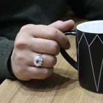 انگشتر توپاز الماس تراش نقره مردانه دست ساز طرح پویا - Image 4