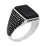 انگشتر عقیق مشکی نقره مردانه طرح قربان