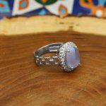 انگشتر عقیق کبود یمنی نقره زنانه طرح رولکسی تیارام - Image 2