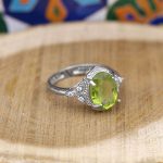 انگشتر زبرجد الماس تراش نقره زنانه طرح روا - Image 3