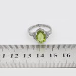 انگشتر زبرجد الماس تراش نقره زنانه طرح روا - Image 4