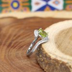 انگشتر زبرجد الماس تراش نقره زنانه طرح فریاد - Image 3