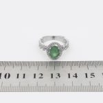 انگشتر زمرد الماس تراش نقره زنانه طرح شقایق - Image 4