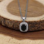 گردنبند زمرد الماس تراش نقره زنانه طرح قناری - Image 2