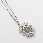 گردنبند زمرد الماس تراش نقره زنانه طرح ترنم - Image 2